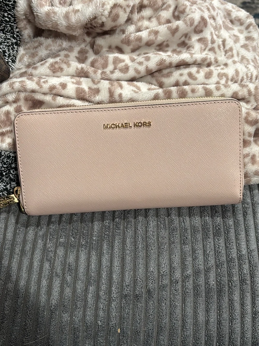 MICHAEL KORS Blush Saffiano Zip-Around Continental Wallet with Gold Logo